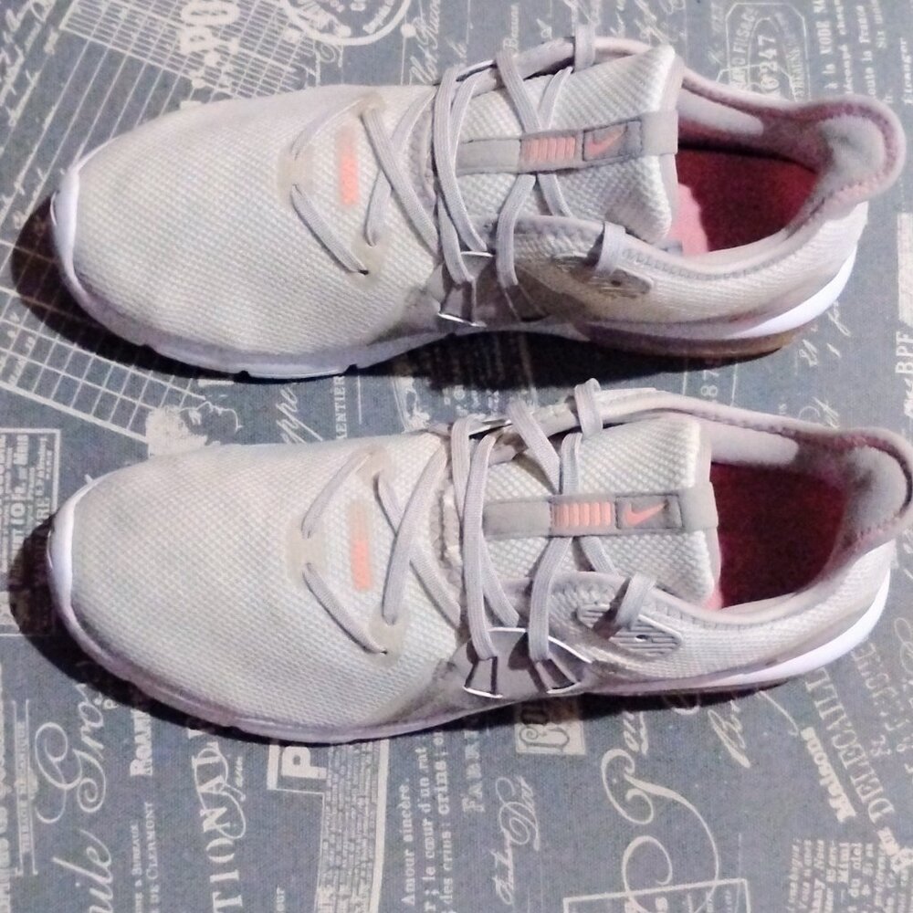 Women's Nike Air Max Sequent 3 - Picture 4 of 5